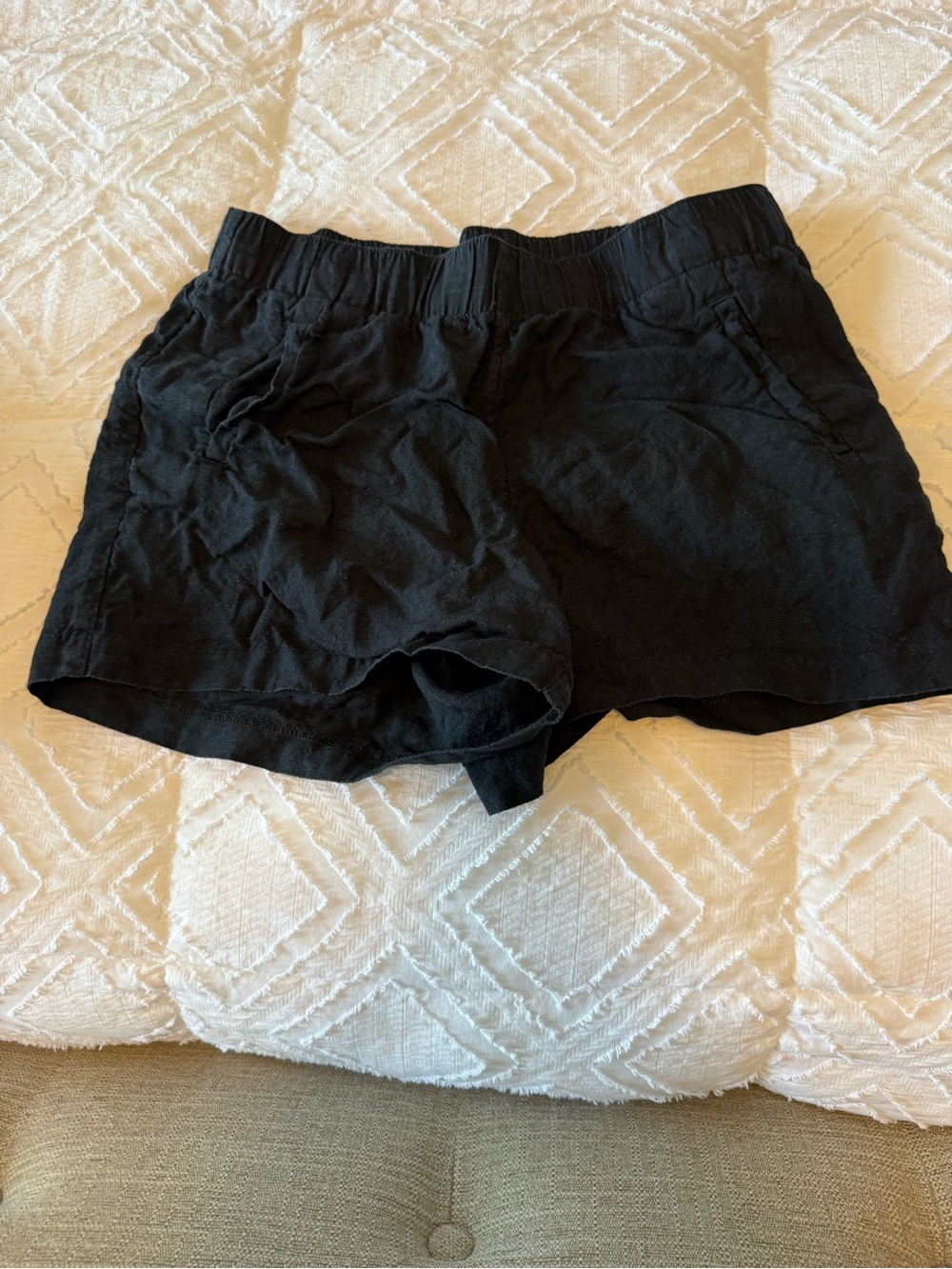 Lilly Pulitzer Lilo Linen Black Shorts